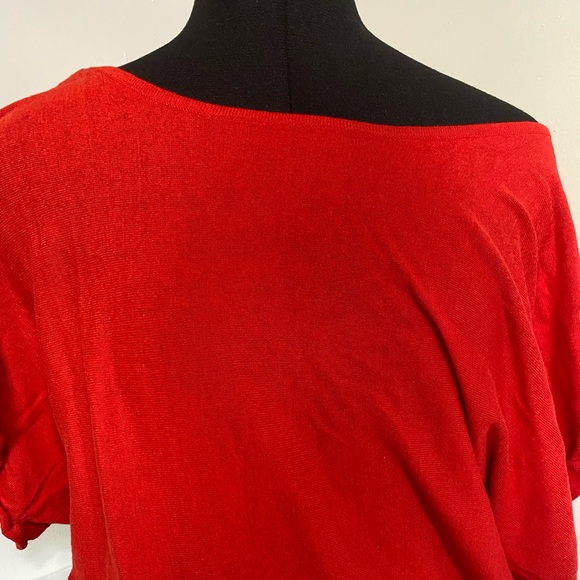 Outback Red size large Red cold shoulder sweater - Picture 3 of 5